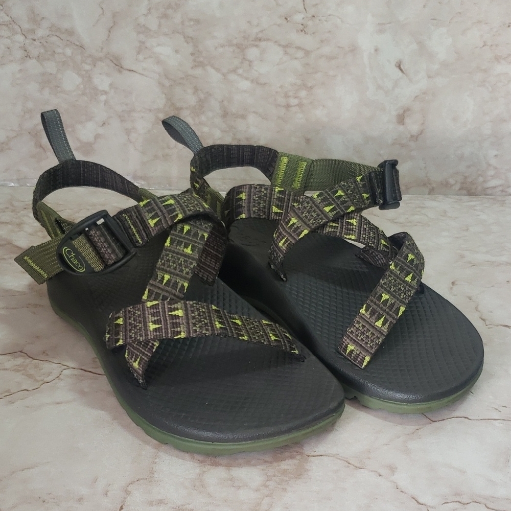 Chaco Green Canvas Outdoor Sandals with Adjustable Straps Youth Size 2